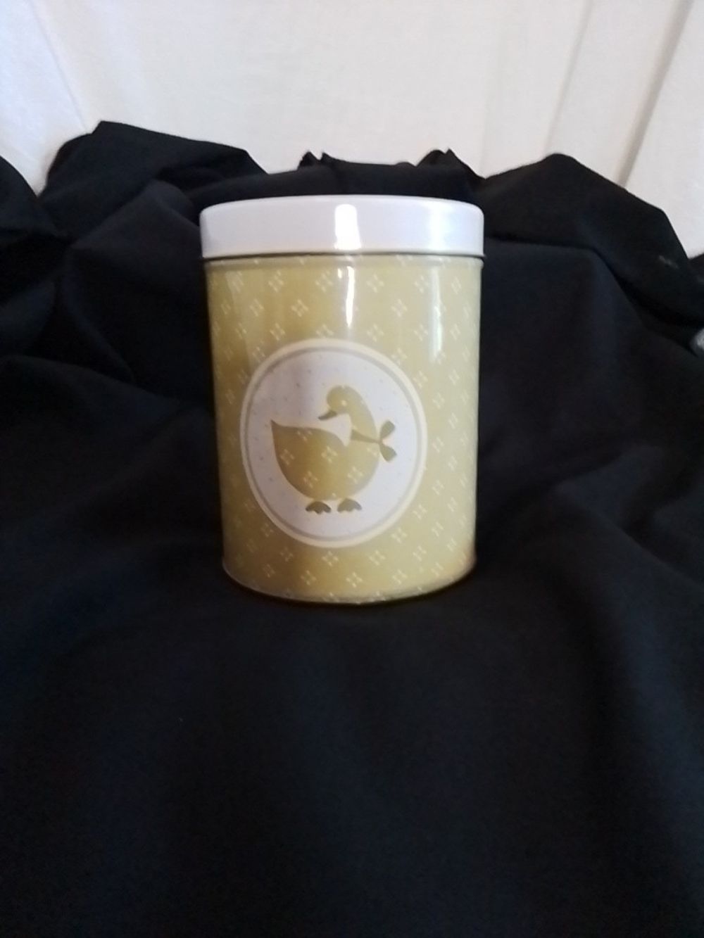 VTG 1970's Nesting Canister Yellow Duck-Desig Tin Storage